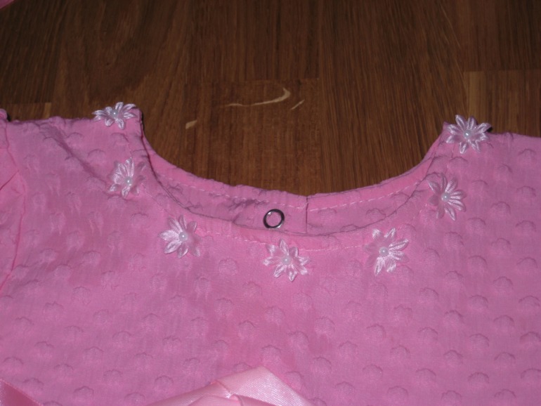 Новое дыхание платье доченьки и три повязочки))).