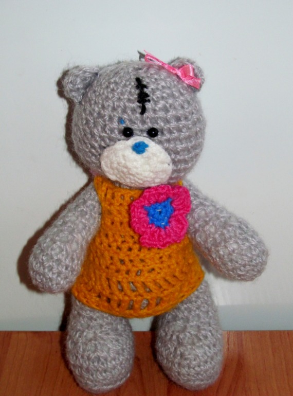 Вот такие милые игрушки вяжет моя 12 -ти летняя дочка!!!