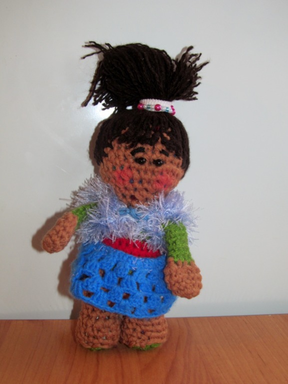 Вот такие милые игрушки вяжет моя 12 -ти летняя дочка!!!