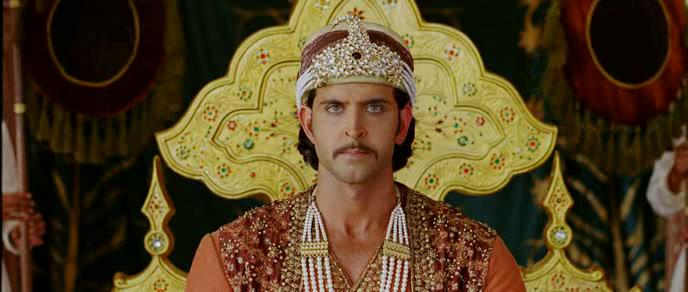 "Джодха и Акбар" - супер, советую посмотреть! Фильм меня очаровал.