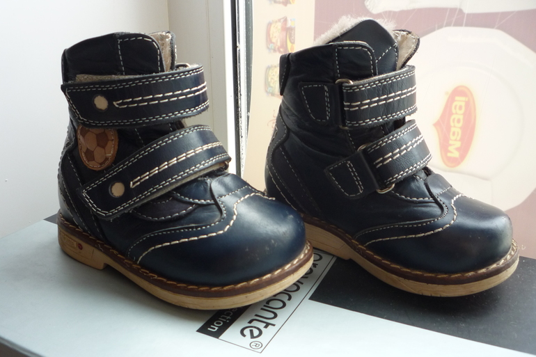 Ботиночки Dr.Mymi 22 размер зимние