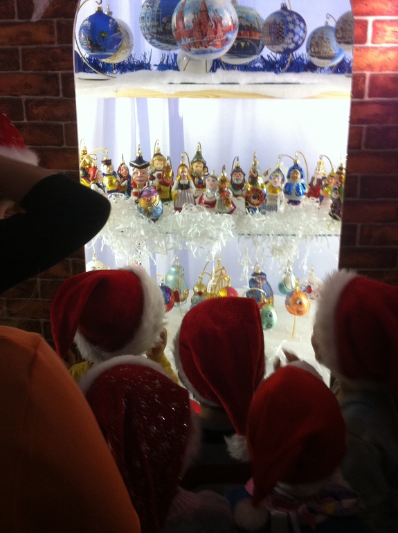 ФАБРИКА ЕЛОЧНЫХ ИГРУШЕК НА ВВЦ