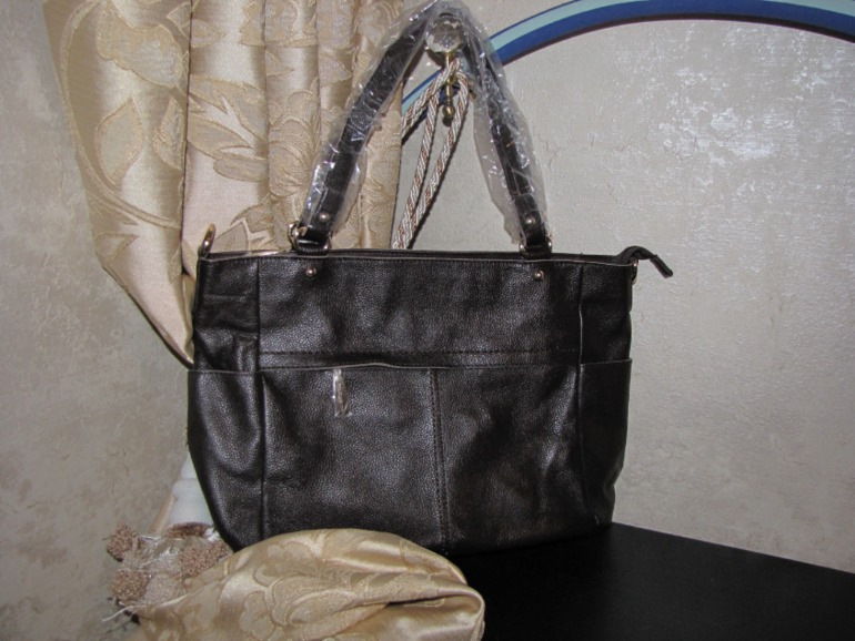 Хвастики по доступным сумочкам.