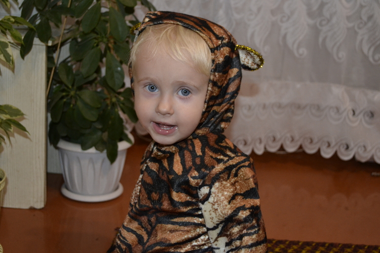 Новогодний костюм.