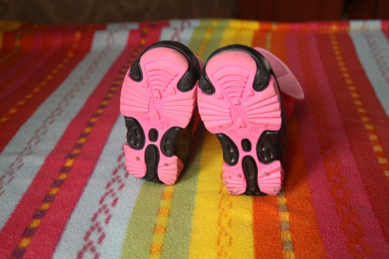 Продаю сноубутсы Demar на мальчика и девочку  20-21 размер