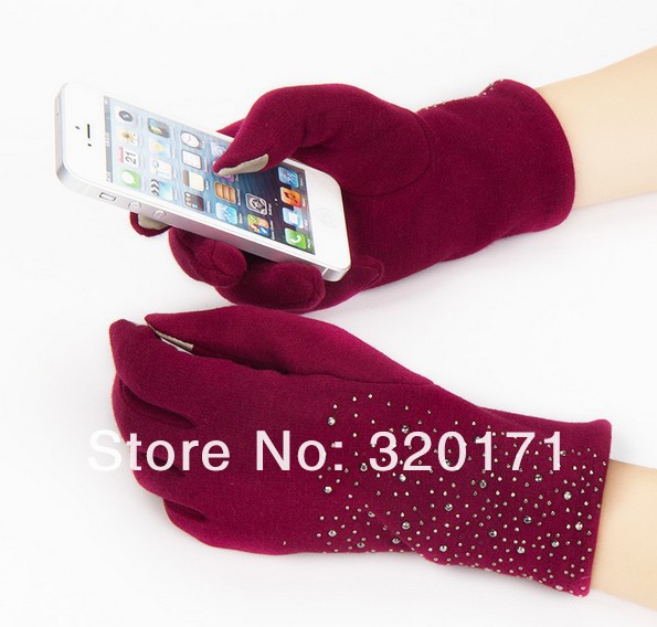 Перчатки для сенсорных экранов 250 руб.  ВЫКУПЛЕНЫ. Бронируем и оплачиваем.