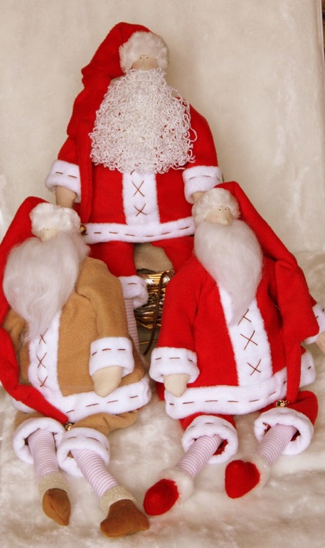 Санта цвета корицы ищет дом