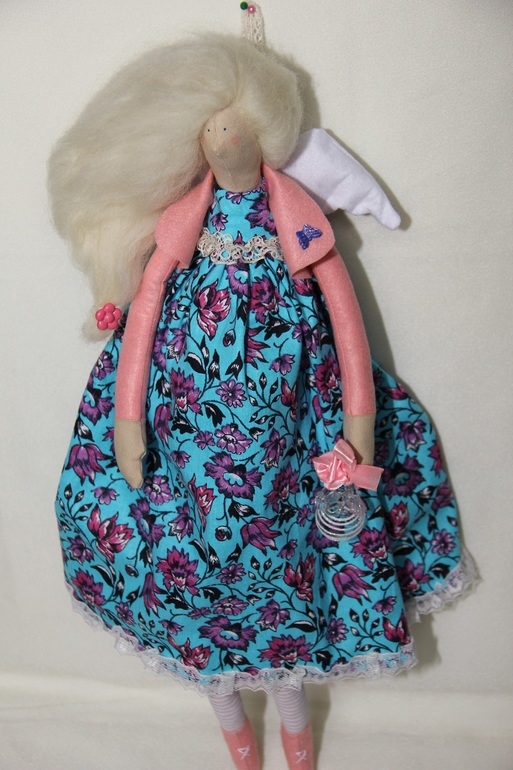 Светловолосый Ангел беременных