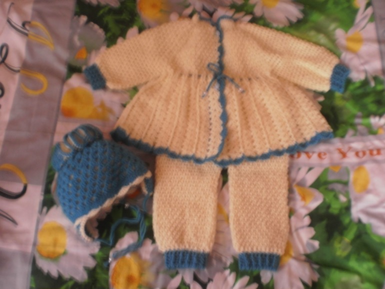 Комплект для будущей плимяшки!С остатков одели пупса!