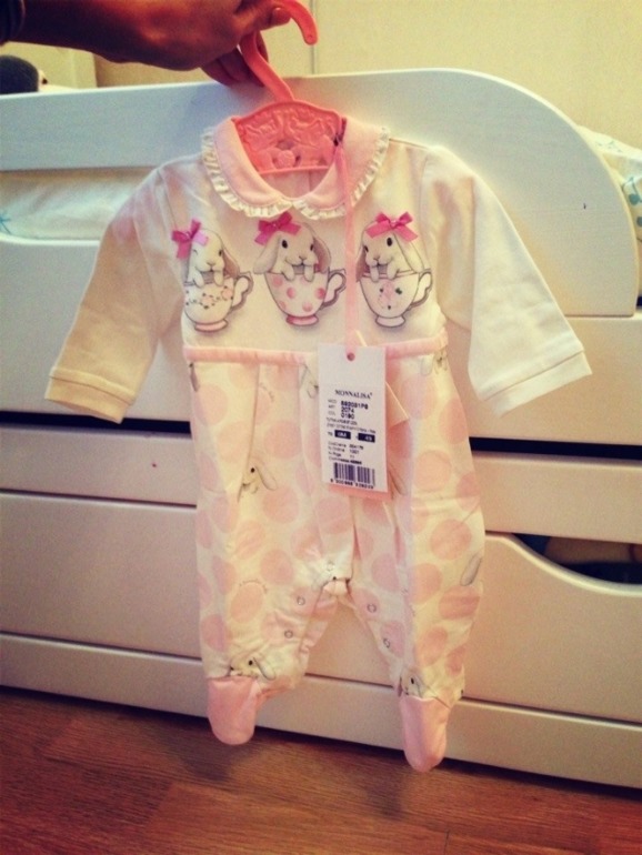 Наша первая одеждах ля крошки!