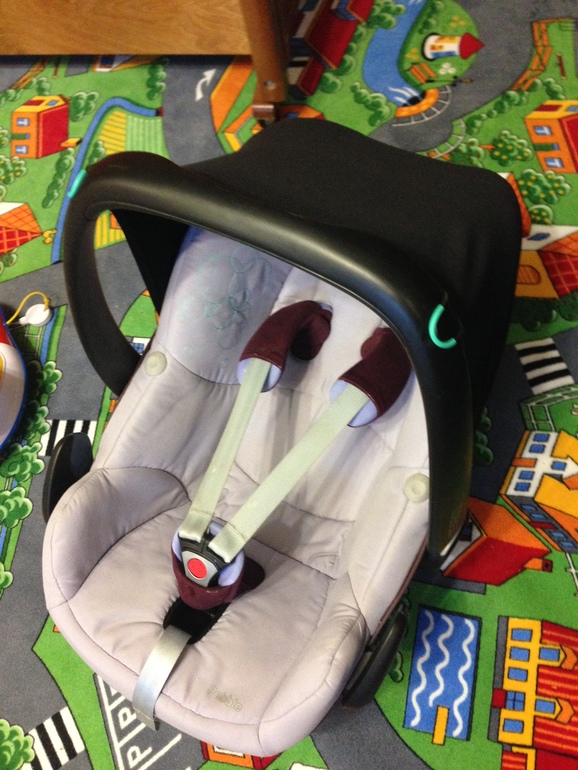 Maxi-Cosi Pebble (0-13 кг)