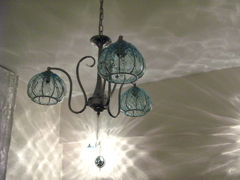 Ну и наша кухня: добро пожаловать)