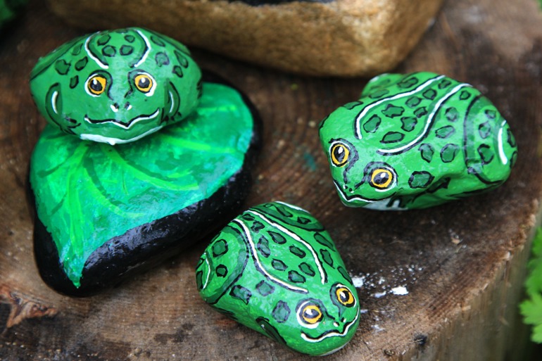 Расписные камушки