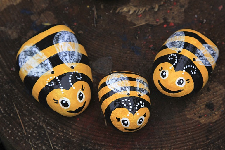 Расписные камушки