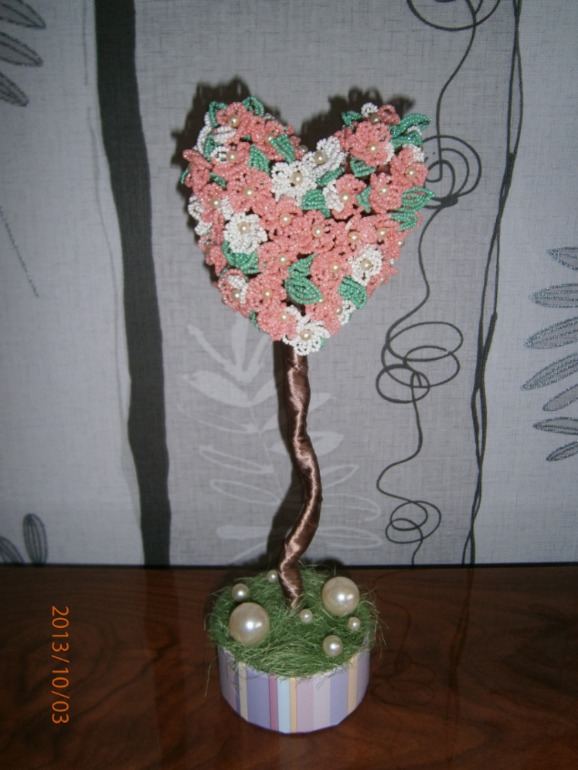 Дерево в виде сердца