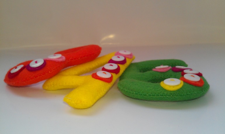 Набор цифр из фетра