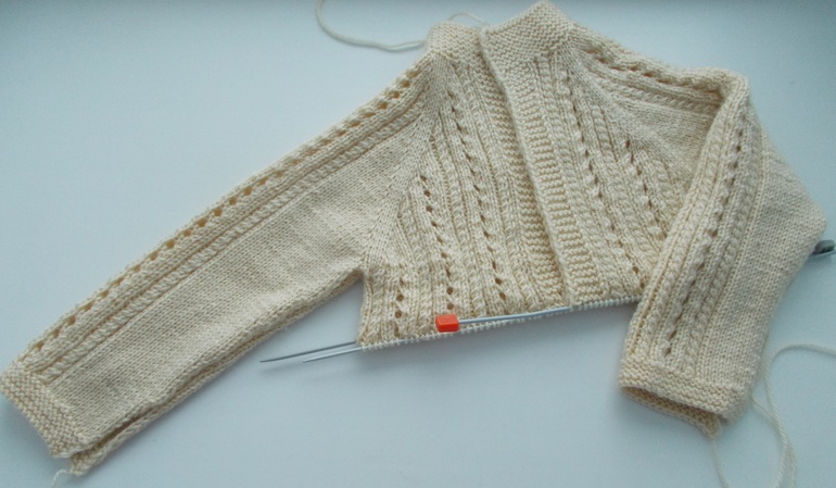 Кардиган для малышки