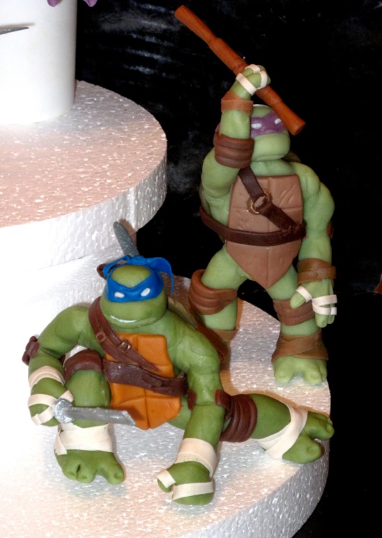 Черепашки Ниндзя. Битва с растением-пришельцем