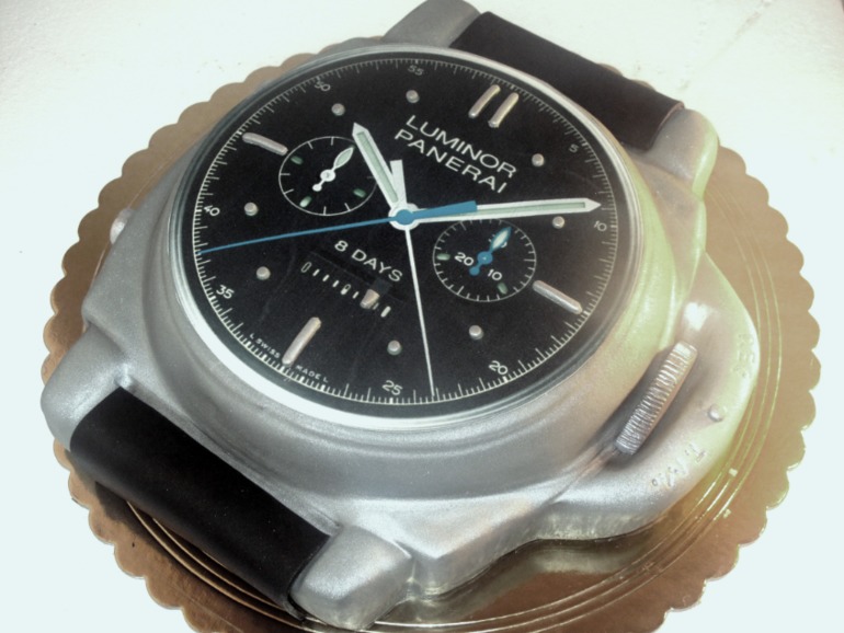 часы наручные. любимые)