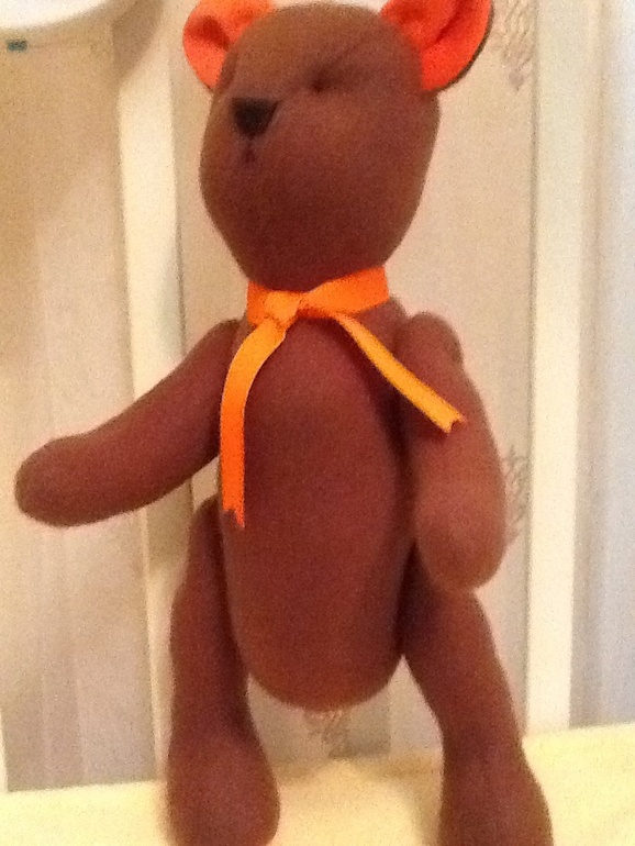 Одинокий Мишута ищет свою хозяйку!