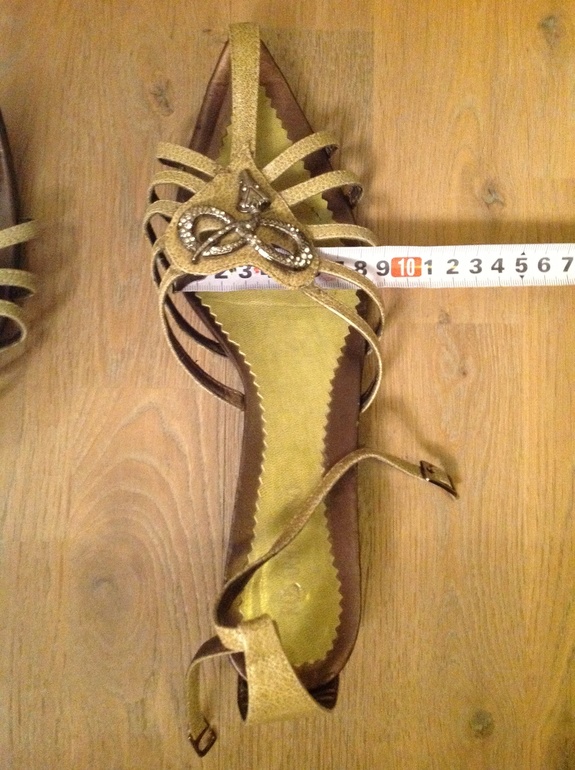 Очень много женской обуви размер 39-40