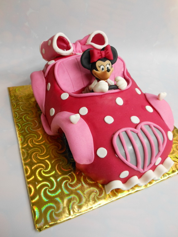 Минни и машина