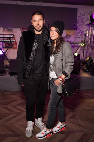 Модный тренд: кроссовки