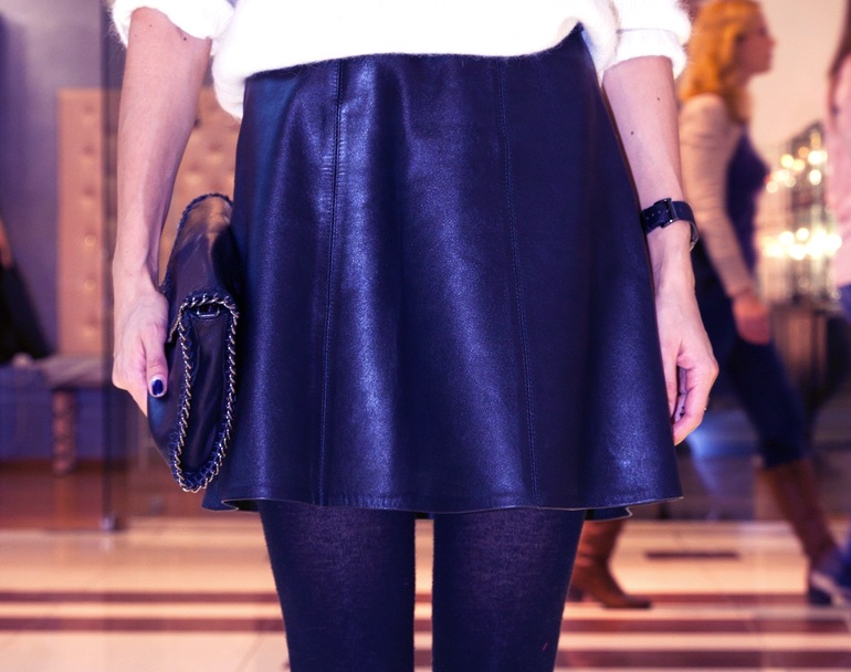 Выход в коже