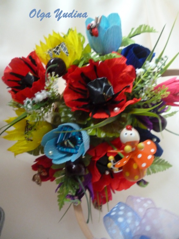 Летняя и корзинка и первый блин...точнее ананас