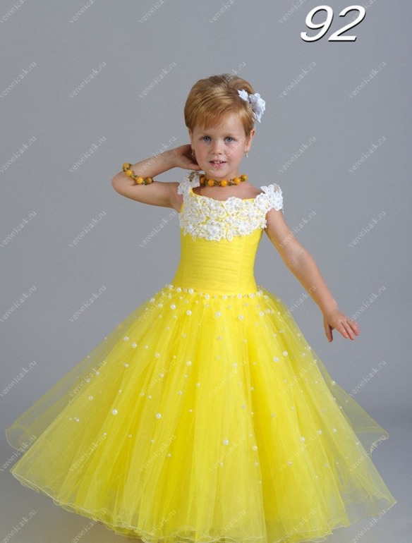 Распродажа платьев от 650 до 1500 руб