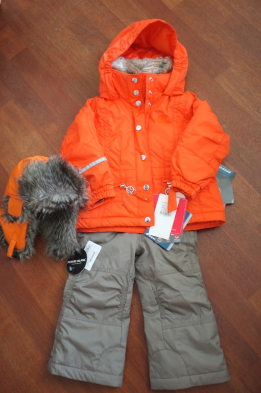 Poivre Blanc комплект 3 года - пуховая куртка + мембранный полукомбинезон - 7500р