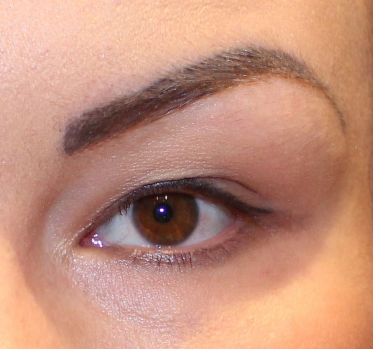 Полуперманентная тушь. Чудес не ждите!