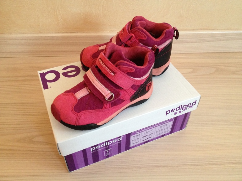 Обувь на девочку