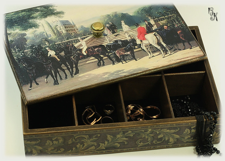 Коробка для украшений