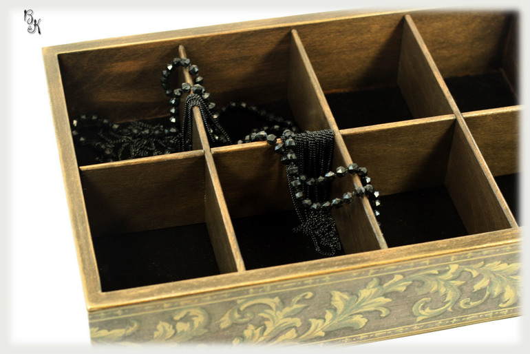 Коробка для украшений