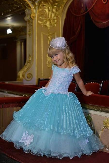 Праздничные платья для принцесс в наличии!