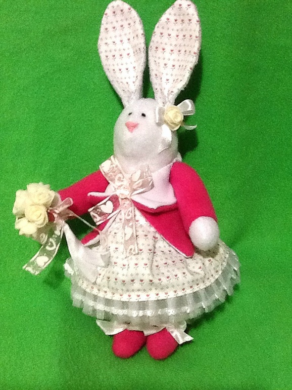 Первая зайка.