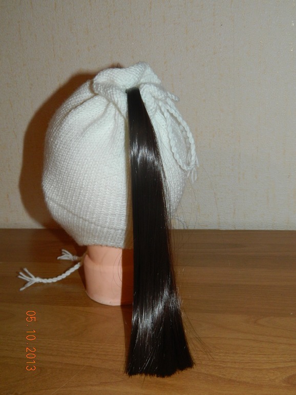 Шапочки с хвостиками