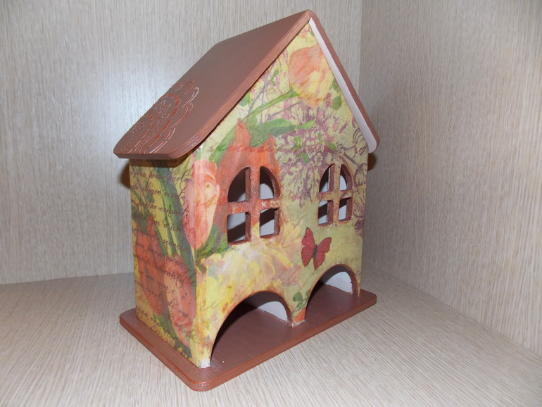 Короб и домик)))