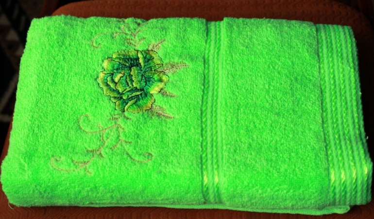 Продам полотенца.