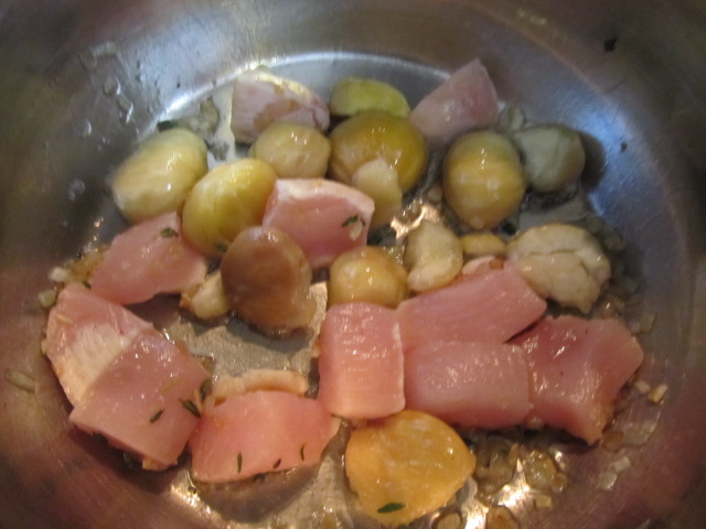 Осенний, ароматный суп с каштанами