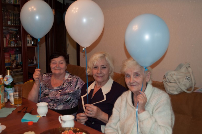 Наконец то и отгремел наш День Рождения!