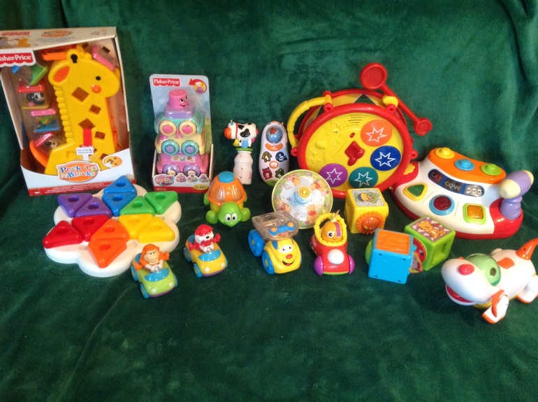 игрушки для малышей в идеале недорого