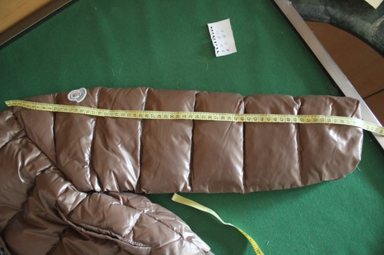 Фото посредника пуховик