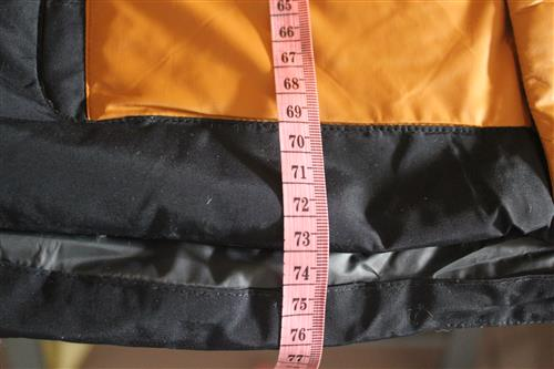 Фото посредника . Зимняя мужская куртка