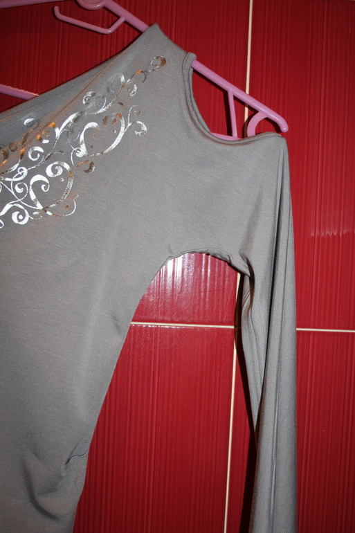 Платье на девочку 11-12 лет!