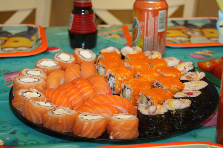 Желто-оранжевая днюха - 11 лет!