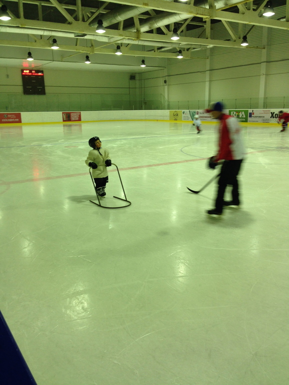 В ряду юных хокеистов прибыло))