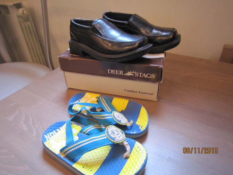 Продам туфли для мальчика размер 7 ( 24)