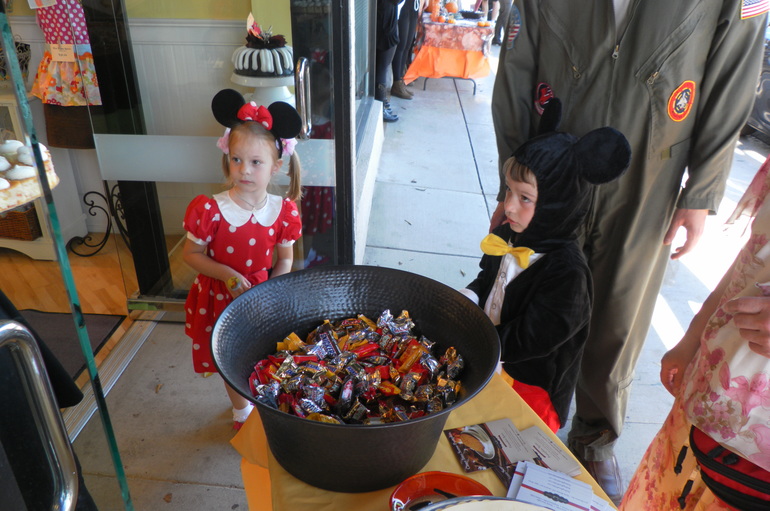 наш осенний детский поход по магазинам за